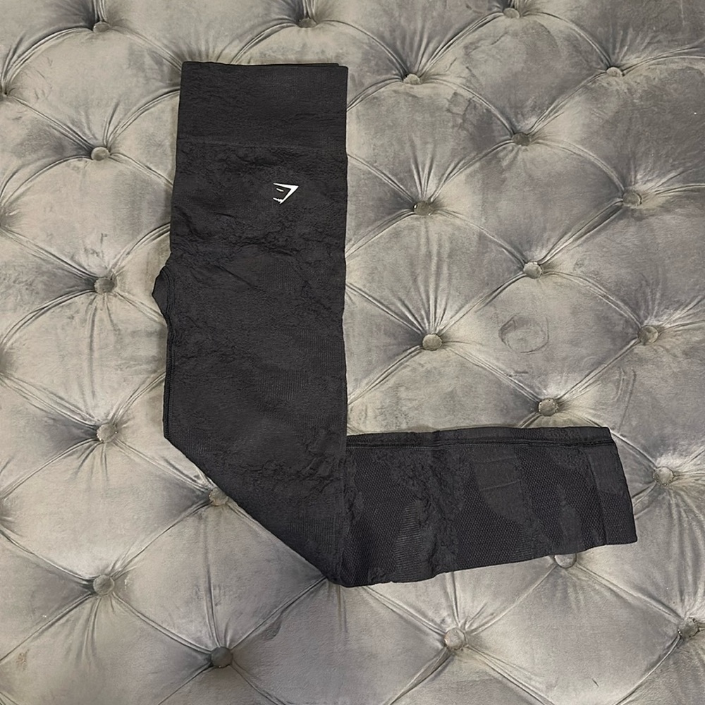 Gym shark leggings - never worn!